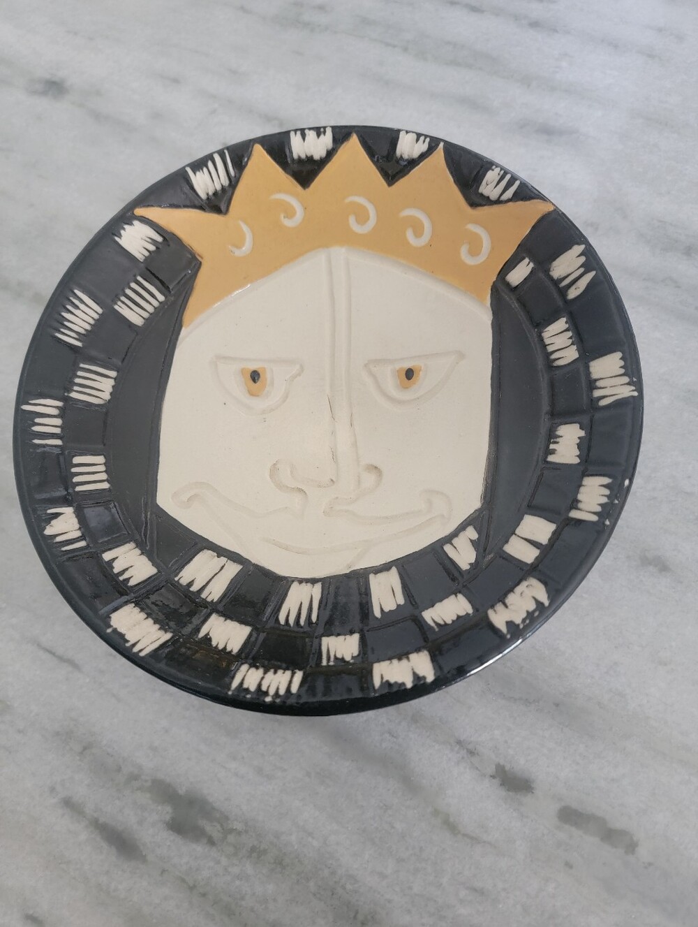 Decorative sunface Wall Plate - Black & Gold Home Art